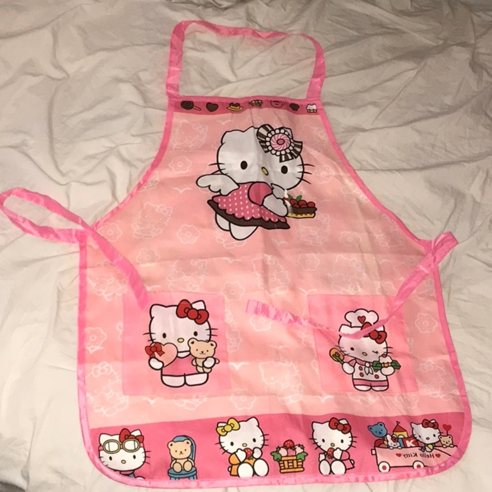 Vintage angel hello kitty apron & cuff sleeves